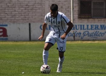 Siguen los goles de Santiago Ávila en el Atlético Regina