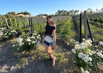 Yesi Tapia, la influencer peruana del “añañau” disfruta de la belleza y los vinos de San Rafael