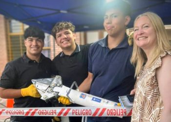 Presentaron la “tijera hidráulica de rescate” creada por alumnos de la Escuela Merín