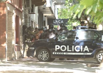 Final con tensión en calle Belgrano: redujeron al hombre atrincherado