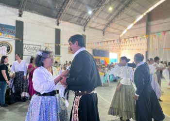 “La danza es vida”: adultos mayores llevarán a cabo una competencia de danzas folclóricas