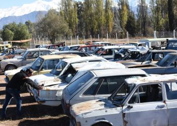 La Suprema Corte impulsa el decomiso y compactación de miles de vehículos secuestrados en Mendoza