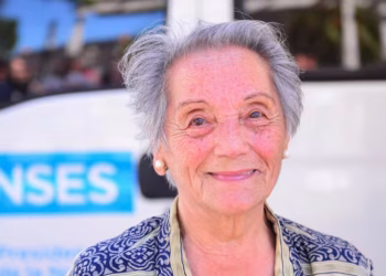 ANSES cambia el calendario de pagos de diciembre: cuándo cobran jubilados y pensionados con aumento, bono y aguinaldo