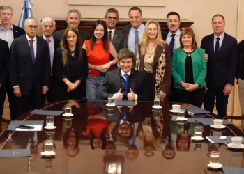 Javier Milei analiza nuevos cambios de gabinete: La incógnita sobre Santiago Caputo