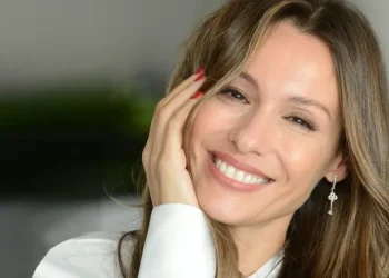 Pampita podría cerrar el ciclo de Mario Pergolini en «Otro día perdido»: ¿le pagarán?