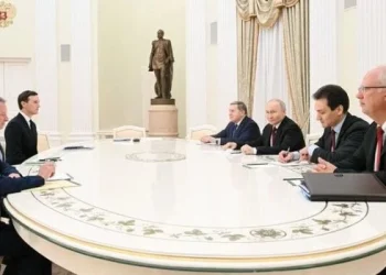 Putin recibe a Witkoff en el Kremlin para negociar el plan de paz para Ucrania