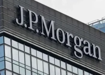 JP Morgan estima que Argentina podría acumular reservas por debajo del 1% del PBI en 2026