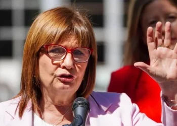 Bullrich cruzó a Cristina Kirchner: “Señora presidiaria, tenga decencia de no opinar”