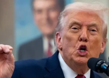 Trump señala al fentanilo “más cercano a un arma química que a un narcótico»