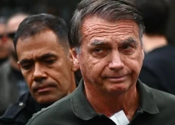 Bolsonaro abandonó el lugar de reclusión para someterse a una cirugía programada para Navidad