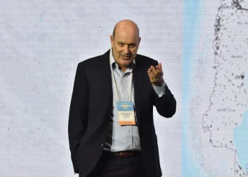 Cambios en el INV: el sector vitivinícola se le plantó a Sturzenegger con un recurso de amparo