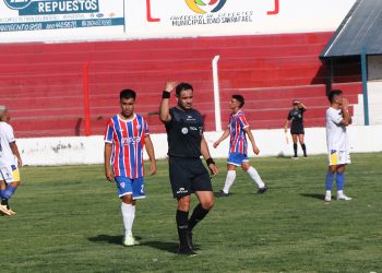 Luis Damián Martínez dirigirá la revancha entre Huracán-Pedal