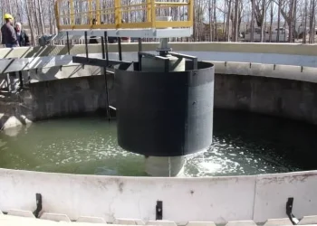 Cornejo reasignó una megaobra cloacal en el Valle de Uco tras el colapso del financiamiento nacional