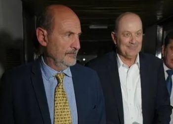 Sturzenegger comparó a los viñateros mendocinos con “Chiqui Tapia” y el Ministro Vargas Arizu le salió con los tapones de punta al cruce