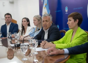 Cornejo busca blindar los proyectos mineros con controles: “El Estado está en condiciones de fiscalizar”