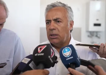A días de la votación en el Senado, qué dijo Alfredo Cornejo sobre las protestas antimineras