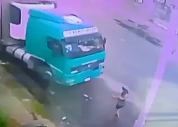 Otro brutal femicidio en el país: un hombre golpeó a su novia y la mató tras atropellarla con su camión