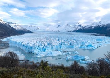 El gobierno envió al Congreso el proyecto para reformar la Ley de Glaciares