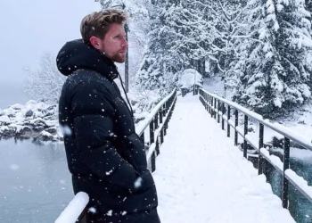 Quién era el futbolista que murió en la nieve tras caer de un teleférico a 70 metros de altura