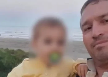 Padre asesinó a su hijo de 4 años, dejó una carta y se suicidó: «El que ríe último, ríe mejor»