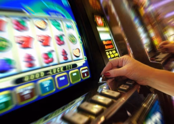 Así fue como se enteró el colegio que una madre había apostado los $17 millones de la fiesta de egresados en un casino de Misiones