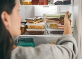 ¿Cuánto tiempo puedo guardar la comida que sobró de Navidad en la heladera?