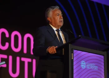 Alfredo Cornejo en Chile: el gobernador participó en el Congreso Futuro 2026