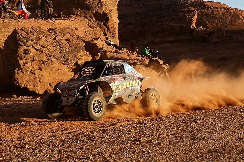 Jacomy gana la etapa 2 del Dakar 2026 en Challenger y se acerca a Zille; Cavigliasso, 6°