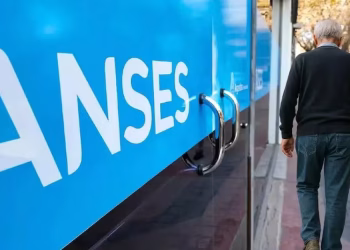 Aumento para jubilados, AUH y otras asignaciones de ANSES en febrero 2026: cuánto cobro tras la inflación de diciembre