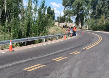 Finalizada la pavimentación, comenzó la demarcación vial de la Ruta Provincial 160
