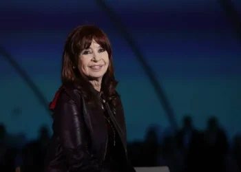 Cristina Kirchner fue dada de alta: el nuevo parte médico del Sanatorio Otamendi