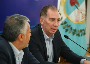 Diego Santilli vuelve a Mendoza y se verá con Alfredo Cornejo por la reforma laboral