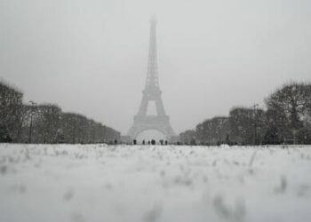 Nieve y hielo causan estragos en toda Europa y Francia reporta varias víctimas fatales