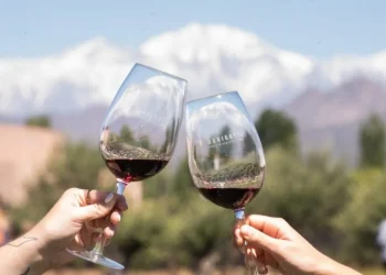 El turismo en Mendoza: un fin de semana XL clave con reservas y alertas latentes