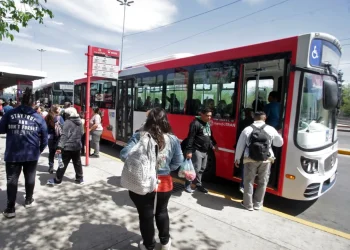 El gremio de colectivos adhirió al paro en Mendoza, pero los choferes decidirán si trabajan o no
