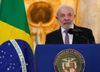 Lula dice que le pidió a Trump que deje a los venezolanos resolver sus problemas
