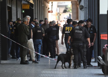 El gobierno dijo que «el equipo más calificado del país” trabaja para esclarecer la explosión en la Escuela de Gendarmería
