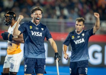 Goleada histórica de Los Leones ante India