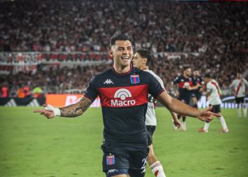 River fue goleado por Tigre en el Monumental y se fue silbado