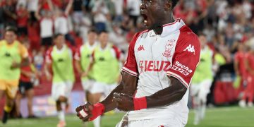 Con gol de Jordy Caicedo, Huracán le ganó a San Lorenzo y se quedó con el Clásico