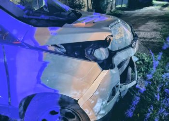 Un jubilado dio positivo en alcoholemia tras protagonizar un siniestro vial en Las Paredes