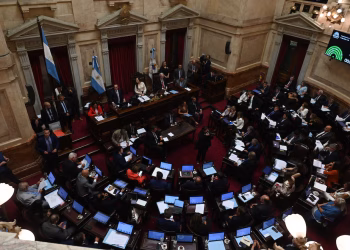 Reforma laboral en el Senado, en vivo: comenzó el debate y se espera una maratónica sesión