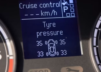 Qué es y para qué funciona el TPMS en un auto