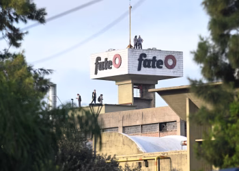 Fate anunció su cierre definitivo: la histórica marca argentina de neumáticos despedirá a sus 920 empleados y deja de producir