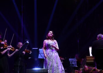 Verónica Cangemi en San Rafael: una velada mágica por el Día de los Enamorados a orillas del río Atuel