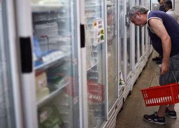 Los precios de los alimentos subieron 2,5% en la primera semana de febrero, el valor más alto en casi dos años