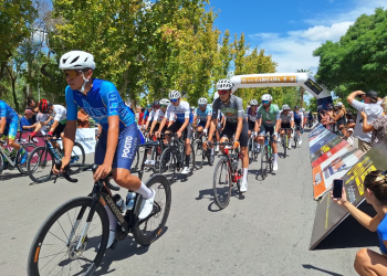 Desde Villa Atuel largo la 2da etapa de la vuelta vuelta ciclística de Mendoza
