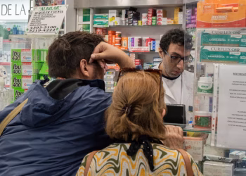 Los farmacéuticos advierten que hay riesgo de desabastecimiento de medicamentos