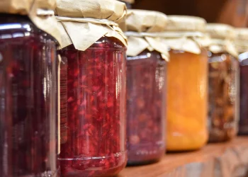 En medio de la crisis frutícola dictarán una capacitación gratuita para aprender a hacer mermeladas