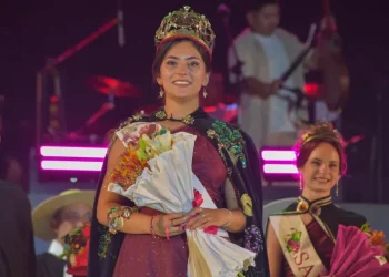 Godoy Cruz coronó a Martina Rocío Arenas como su nueva reina departamental